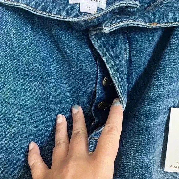 Good American The Cut Off Fold Over Waist Shorts Size 16 - Picture 5 of 11